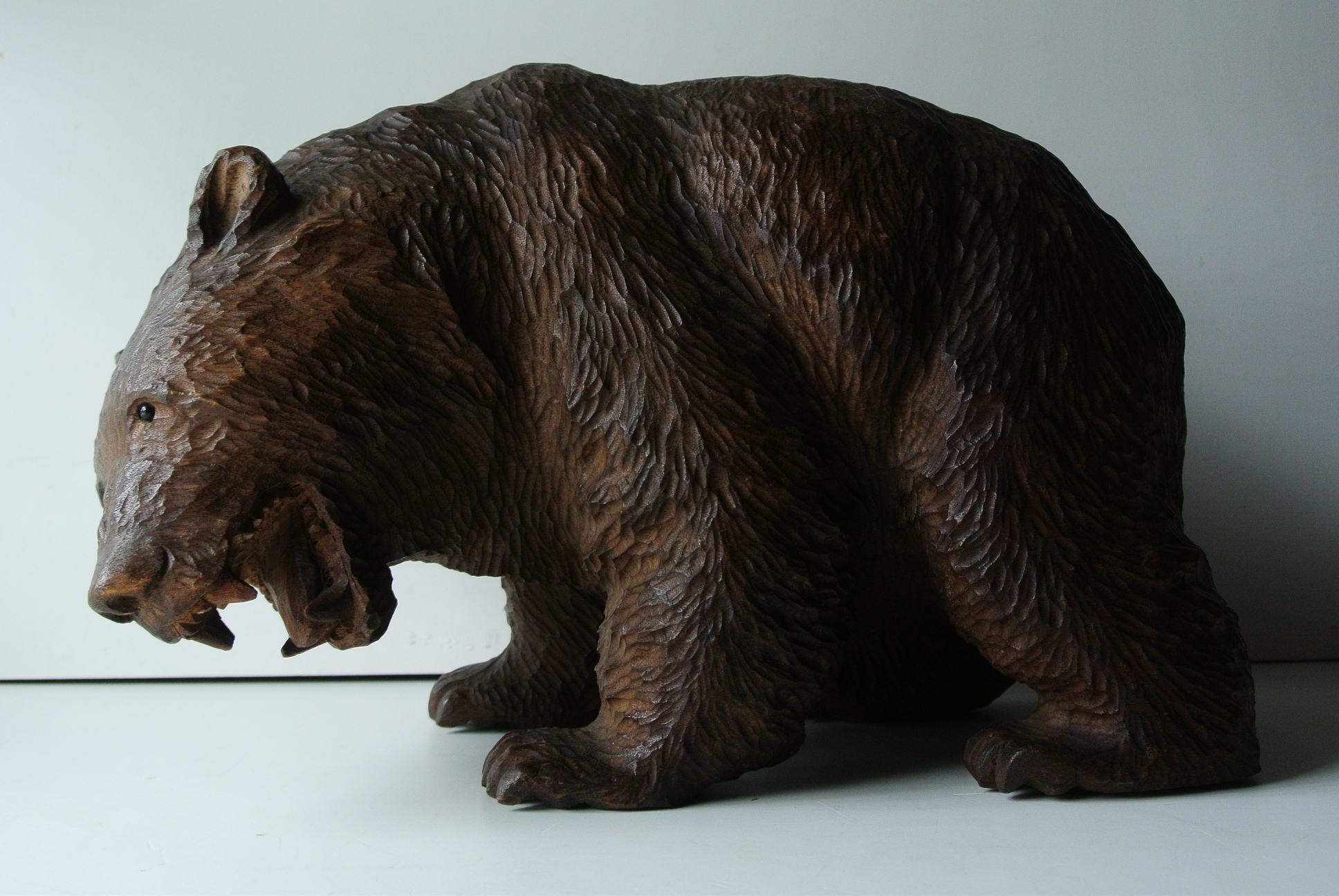 松井梅太郎「這い熊」木彫 - アンティーク雑貨・古道具の札幌 