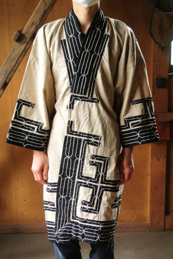 アイヌ民族衣装 樺太文様 木綿衣 半纏 着物 - アンティーク家具・古道具の札幌 アンティークショップ36号線
