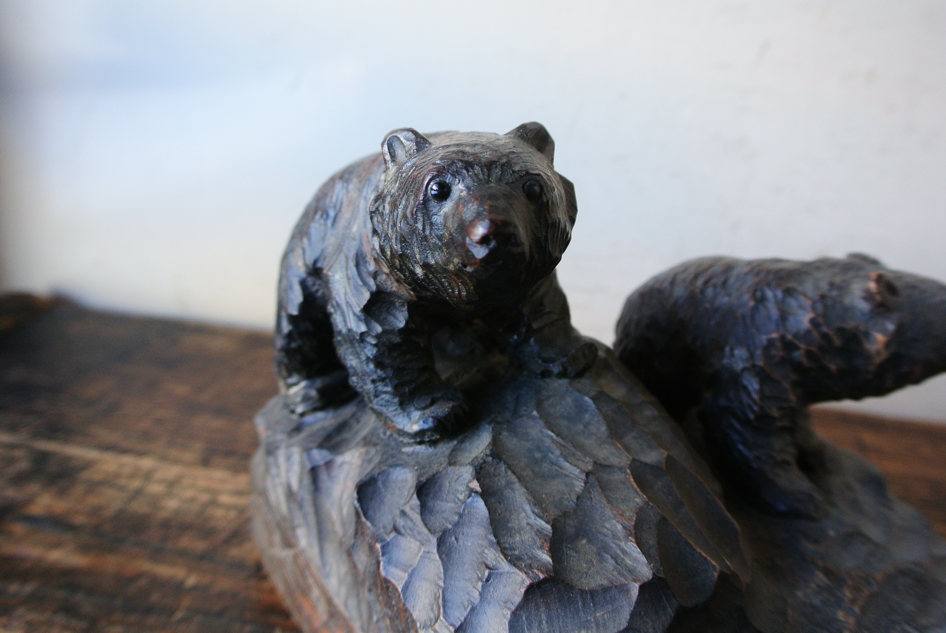 旭川の木彫り熊「親子熊」 - アンティーク雑貨・古道具の札幌 